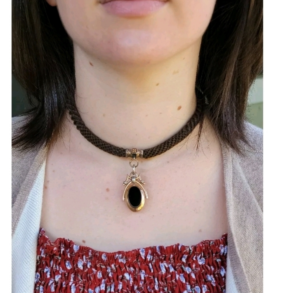 Sold Antique 10k Gold Enamel Mourning Hair Necklace - Picture 3 of 12